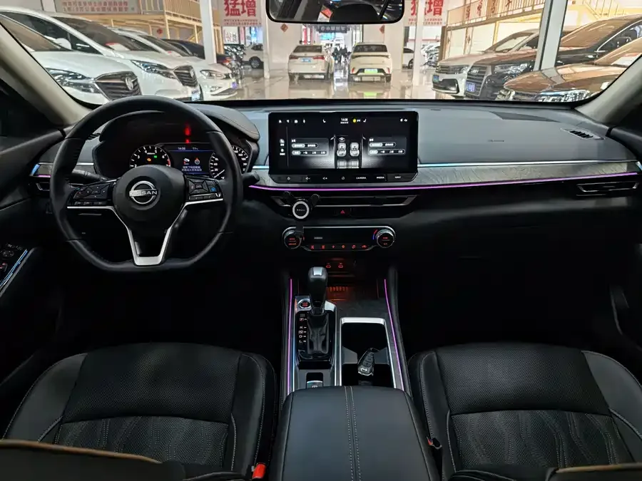 Nissan Altima Teana 2022 2.0L XL-Upr Premium Edition 2023 — миниатюра 2