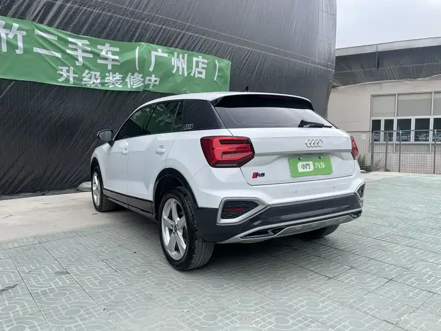 Audi Q2L 2022 35 TFSI Enterprising and Elegant Model 2022 — миниатюра 3