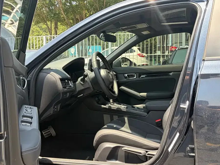 Honda Civic 2022 Civic 240TURBO CVT Ignition Edition 2023 — миниатюра 2