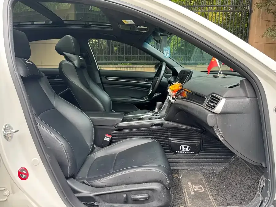 Honda Inspire Inship 2022 260TURBO Exquisite Edition 2022 — миниатюра 3