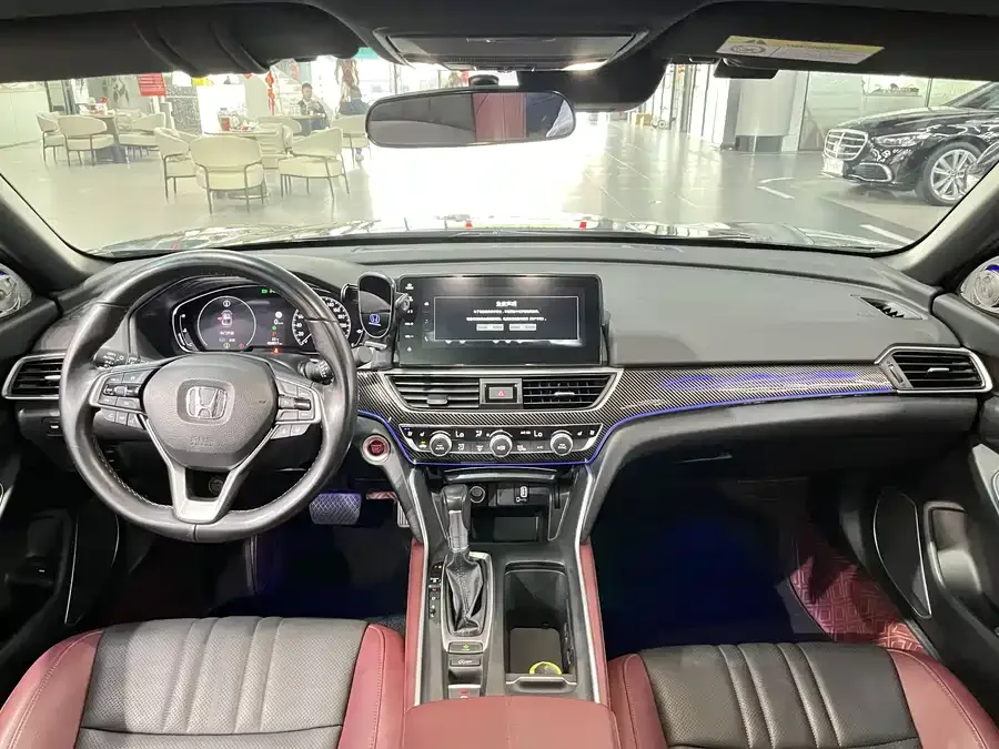 Honda Inspire 2022 Insignia 260TURBO Fine Edition 2022 — миниатюра 2