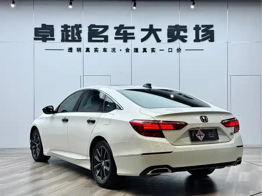 Honda Inspire Inship 2022 260TURBO Exquisite Edition 2023 — миниатюра 4