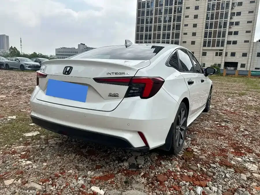 Honda Integra Stylish 2023 240TURBO CVT Deluxe Edition 2024 — миниатюра 2