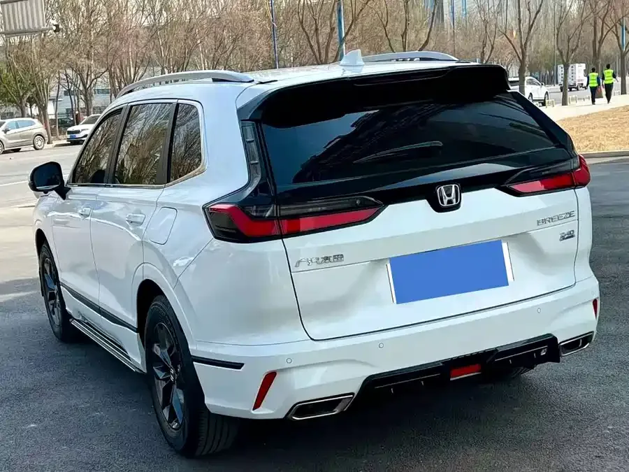 Honda Breeze Haoying 2023 240TURBO 2WD Luxury Edition 5 Seaters 2023 — миниатюра 4