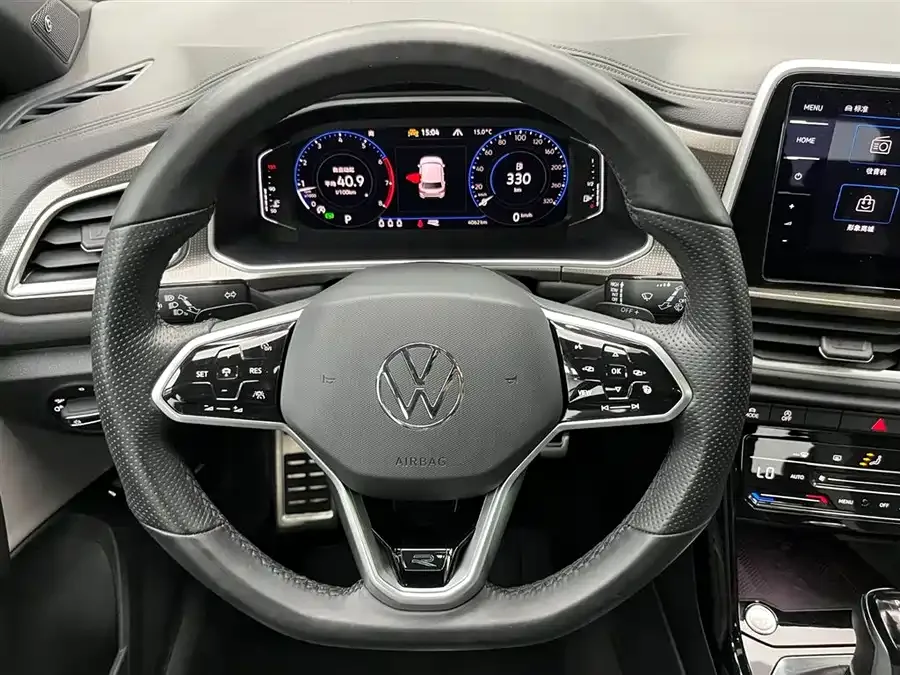 Volkswagen T-ROC T-ROC 2023 300TSI DSG 2WD Starlight Edition 2023 — миниатюра 3