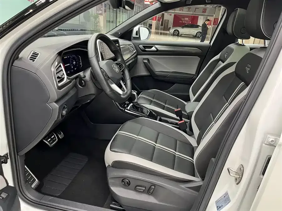 Volkswagen T-ROC T-ROC 2023 300TSI DSG 2WD Starlight Edition 2023 — миниатюра 5