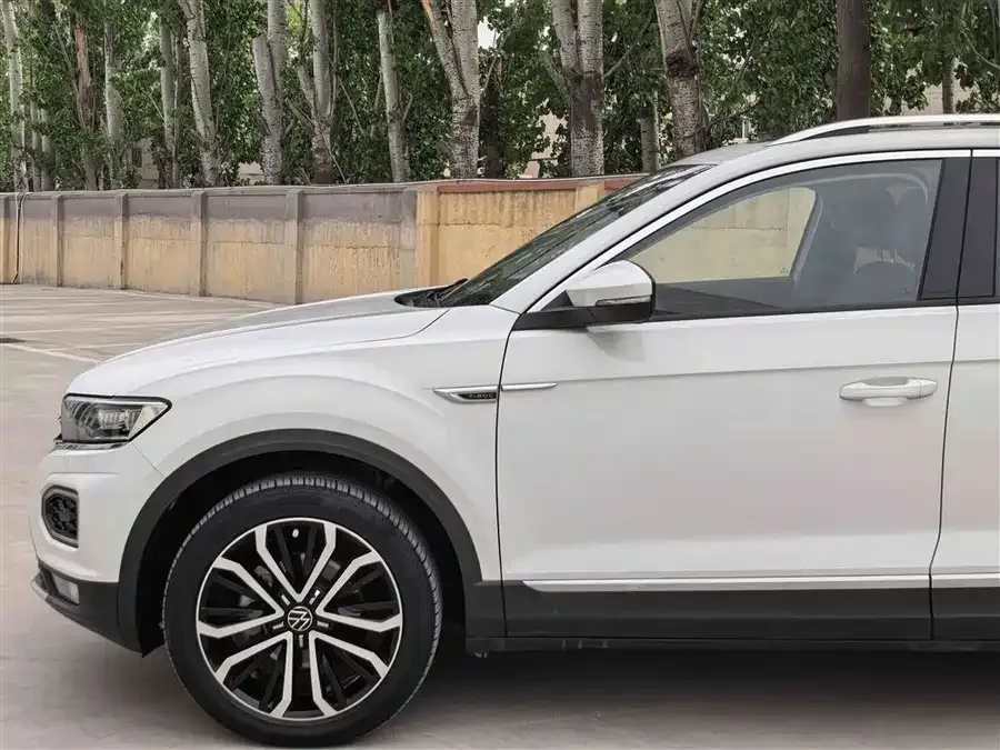 Volkswagen T-ROC T-ROC 2022 280TSI DSG 2WD Comfort PLUS 2022 — миниатюра 3