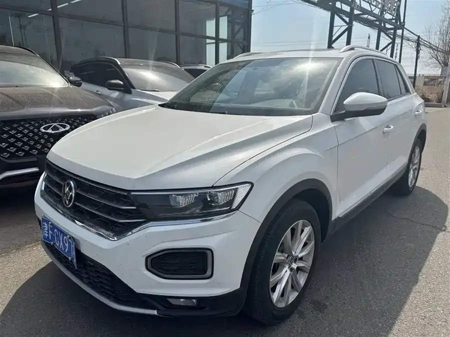 Volkswagen T-ROC T-ROC 2021 facelift 280TSI DSG two-wheel drive elite intelligent version 2022 — фото 1, купить с доставкой в Москву