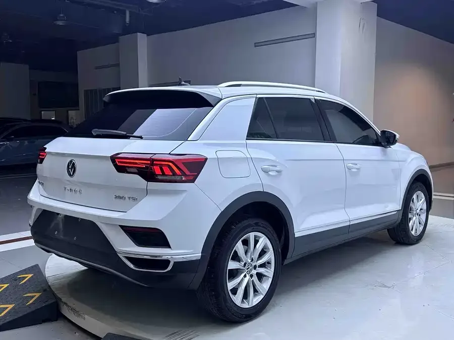 Volkswagen T-ROC T-ROC 2022 280TSI DSG 2WD Elite PLUS 2022 — миниатюра 4