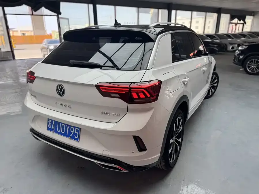 Volkswagen T-ROC T-ROC 2022 280TSI DSG 2WD R-Line Pro PLUS 2022 — миниатюра 2