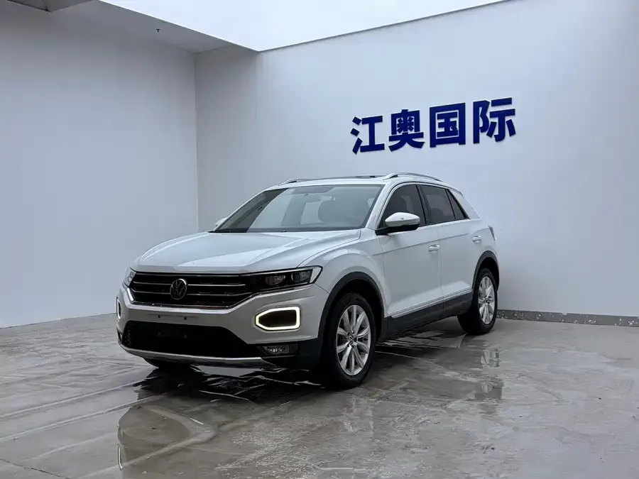 Volkswagen T-ROC T-ROC 2021 facelift 280TSI DSG two-wheel drive elite intelligent version 2022 — фото 1, купить с доставкой в Москву