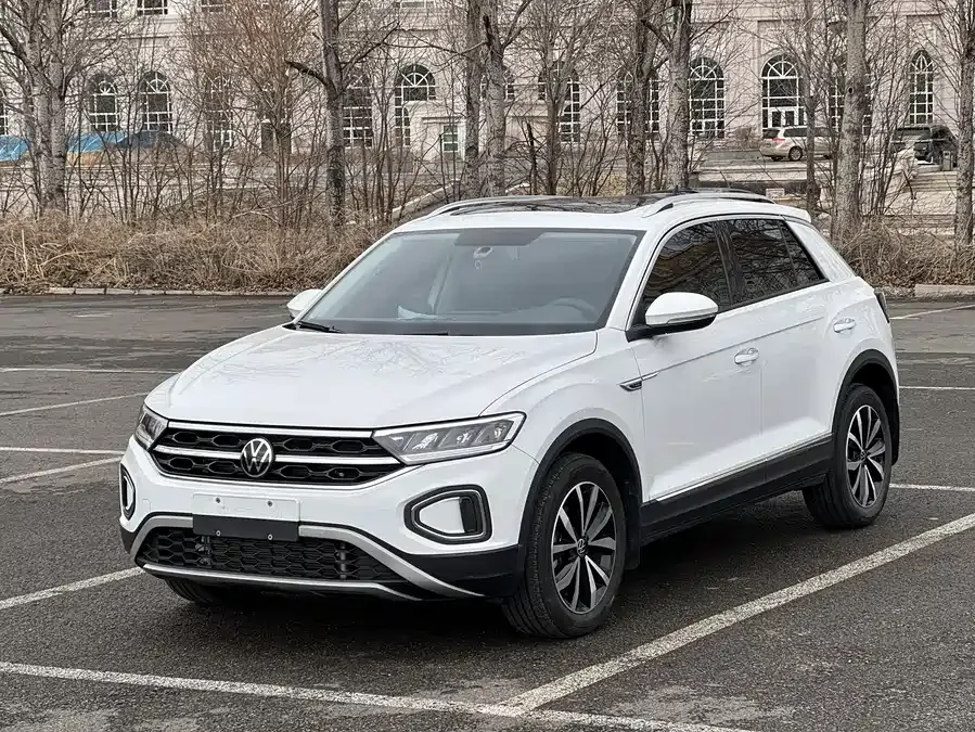 Volkswagen T-ROC T-ROC 2023 280TSI DSG 2WD Time Edition 2023 — фото 1, купить с доставкой в Москву