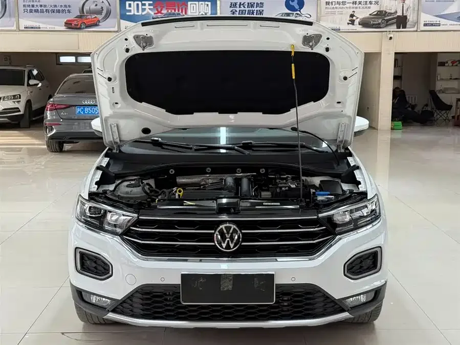 Volkswagen T-ROC T-ROC 2022 280TSI DSG 2WD Comfort PLUS 2023 — миниатюра 4