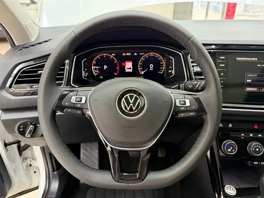 Volkswagen T-ROC T-ROC 2022 280TSI DSG 2WD Comfort PLUS 2023 — миниатюра 5