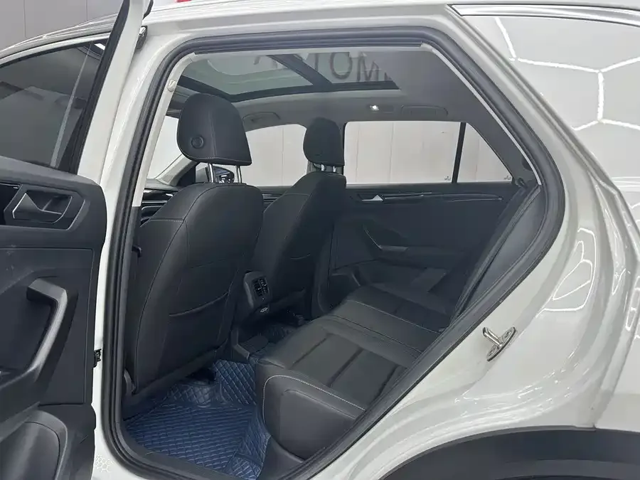 Volkswagen T-ROC T-ROC 2022 280TSI DSG 2WD Comfort PLUS 2023 — миниатюра 2