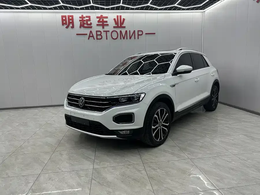 Volkswagen T-ROC T-ROC 2022 280TSI DSG 2WD Comfort PLUS 2023 — фото 1, купить с доставкой в Москву