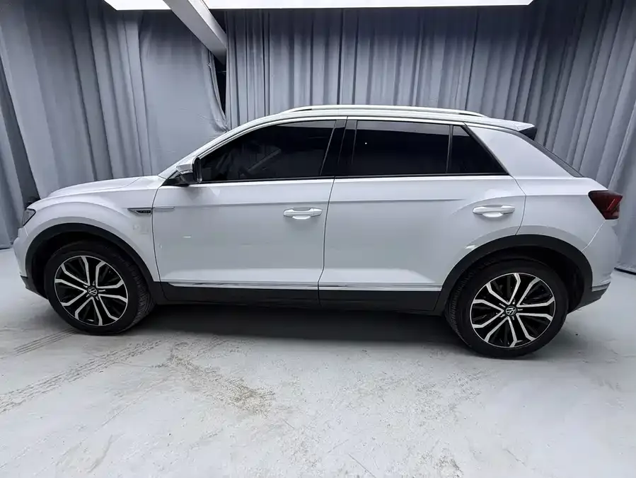 Volkswagen T-ROC T-ROC 2022 280TSI DSG 2WD Comfort PLUS 2022 — миниатюра 4
