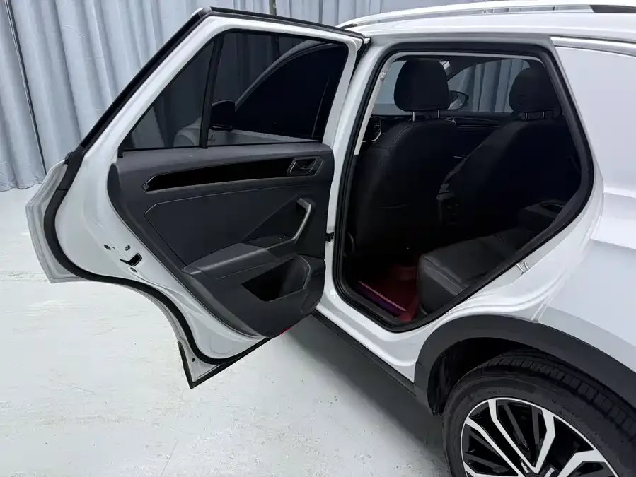 Volkswagen T-ROC T-ROC 2022 280TSI DSG 2WD Comfort PLUS 2022 — миниатюра 5