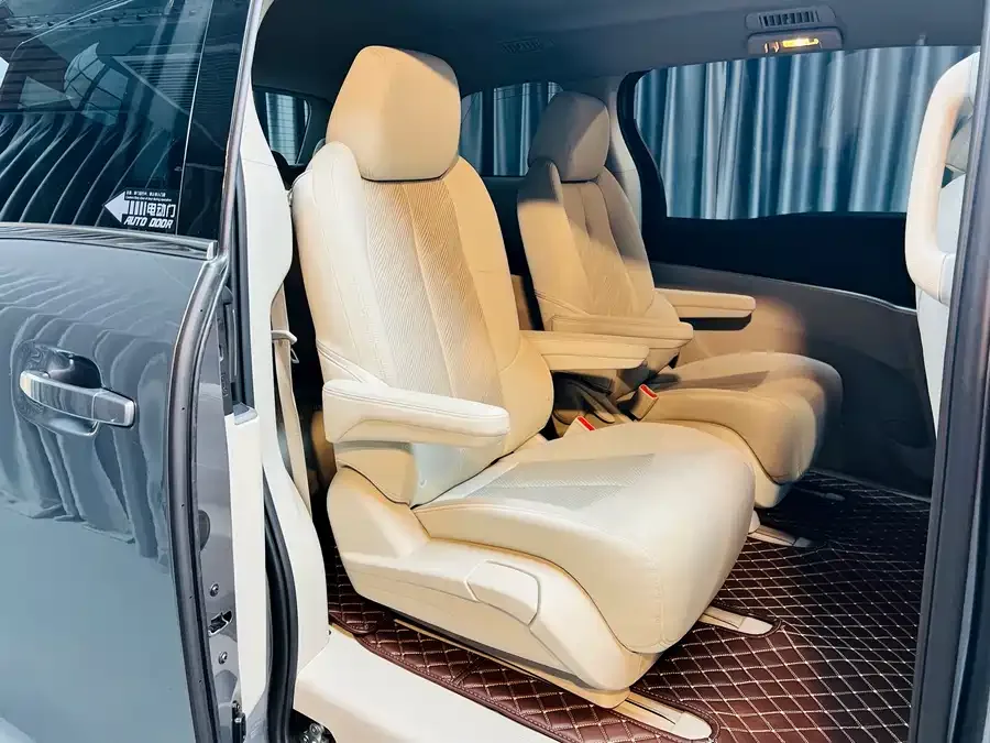 Buick GL8 2022 Land Business Class 652T Comfort Edition 2022 — миниатюра 5