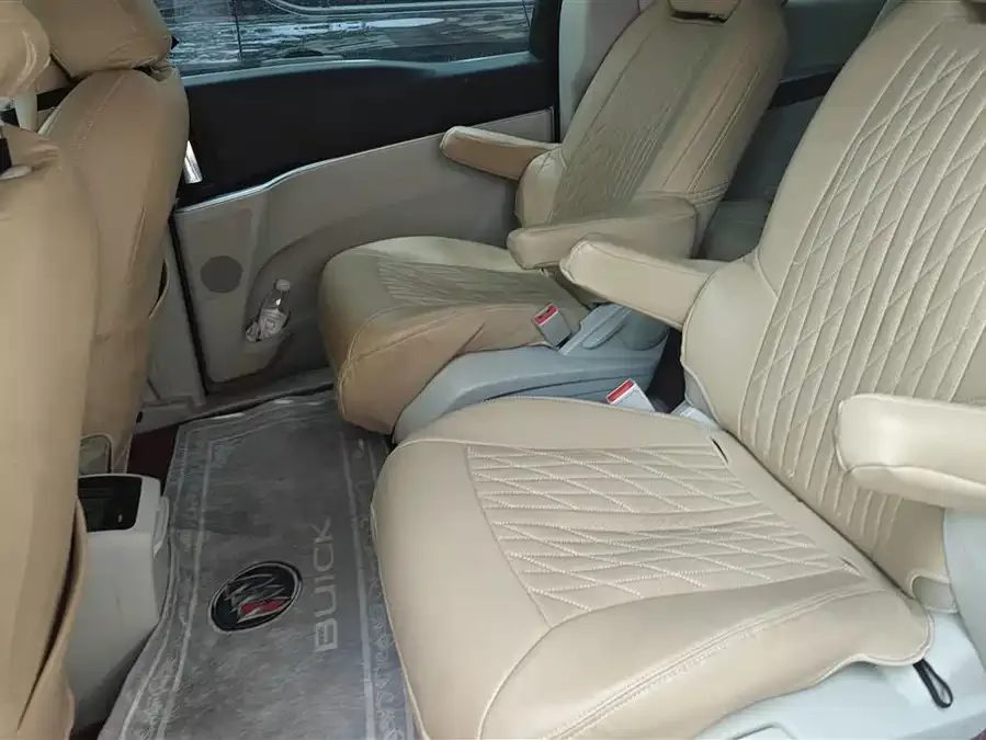 Buick GL8 2022 Land Business Class 652T Comfort Edition 2022 — миниатюра 5