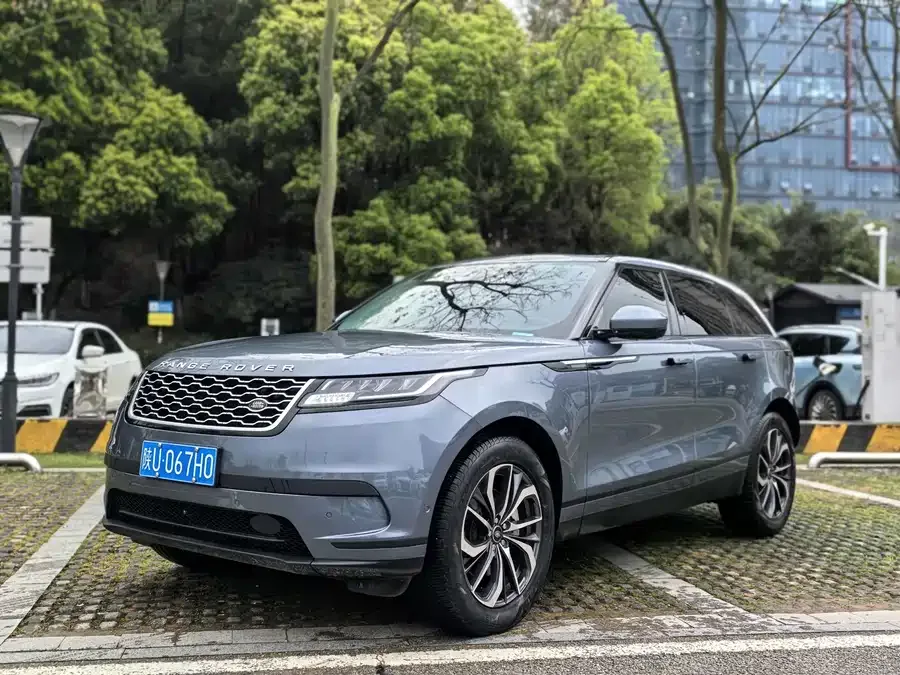 Land Rover Range Rover Velar Range Rover Velar 2022 250PS 2022 — фото 1, купить с доставкой в Москву
