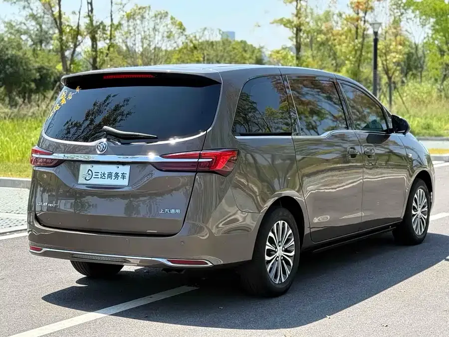 Buick GL8 2022 Land Business Class 652T Comfort Edition 2022 — миниатюра 2