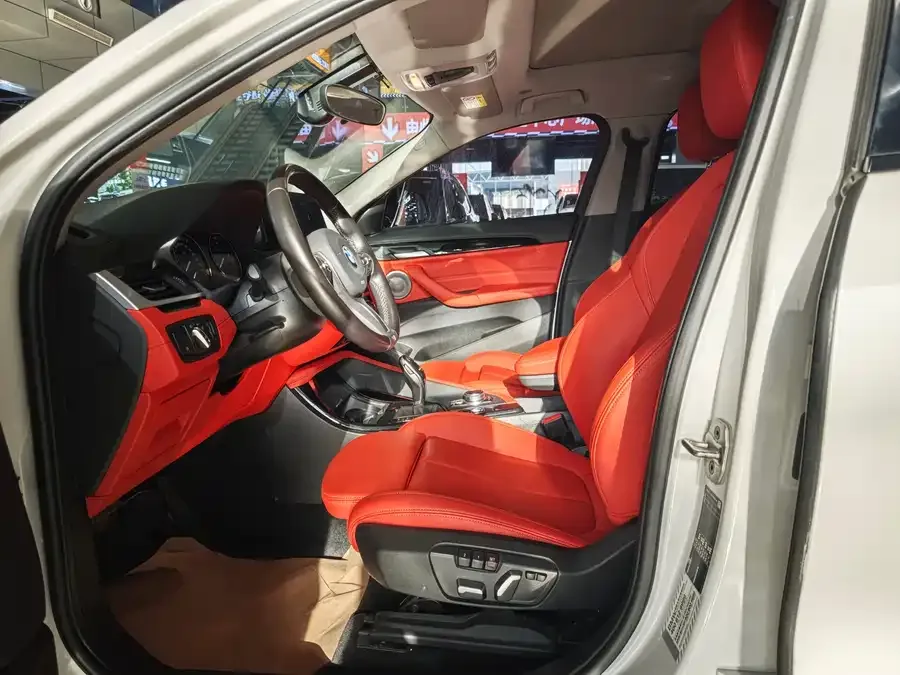 BMW X2 2022 sDrive25i M Sport Package 2023 — миниатюра 2
