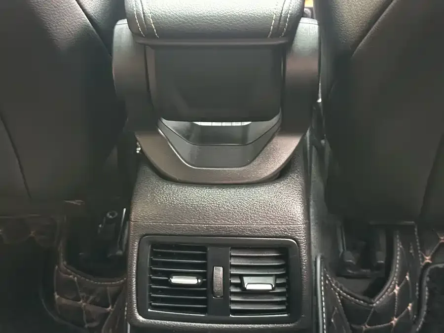 BMW X2 2023 sDrive 25i Brilliant Edition 2023 — миниатюра 5