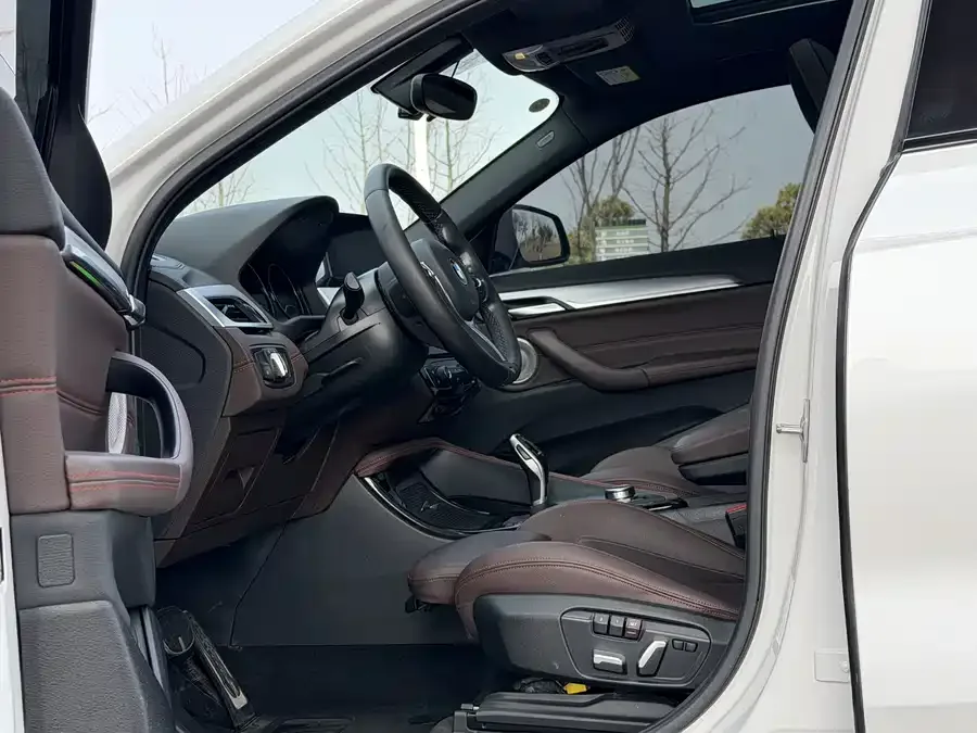BMW X2 2022 sDrive25i M Sport Package 2022 — миниатюра 2