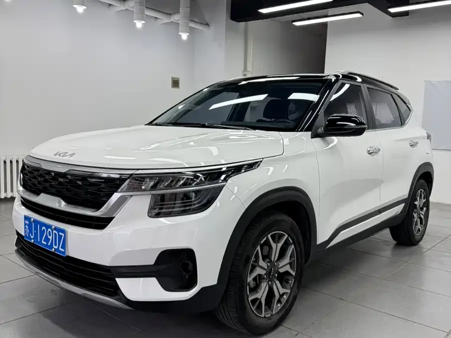 Kia KX3 Aopao (Seltos) KX3 2021 1.5L CVT New Edition 2022 — фото 1, купить с доставкой в Москву