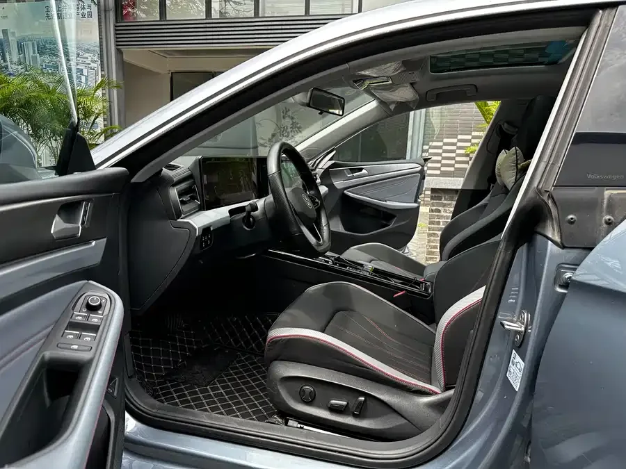 Volkswagen Lamando 2022 Lingdu Lingdu L 280TSI DSG Cool Edition 2023 — миниатюра 4