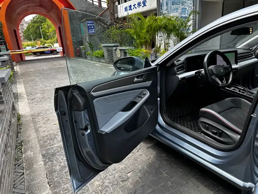 Volkswagen Lamando 2022 Lingdu Lingdu L 280TSI DSG Cool Edition 2023 — миниатюра 5