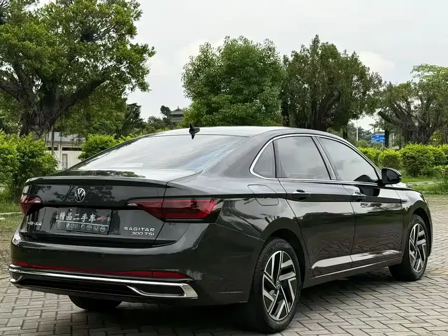 Volkswagen Sagitar 2023 Sagitar 300TSI DSG Beyond Edition 2023 — миниатюра 2