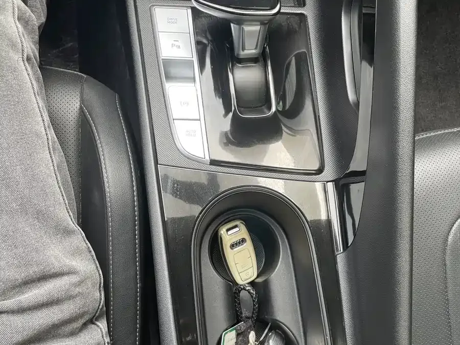 Hyundai Elantra Elantra 2023 1.5L CVT GLX Elite Edition 2023 — миниатюра 4
