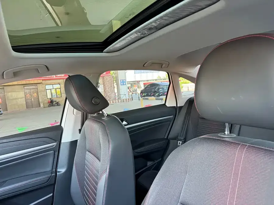 Volkswagen Lavida Lavida 2023 280TSI DSG Starry Sky Edition 2022 — миниатюра 3