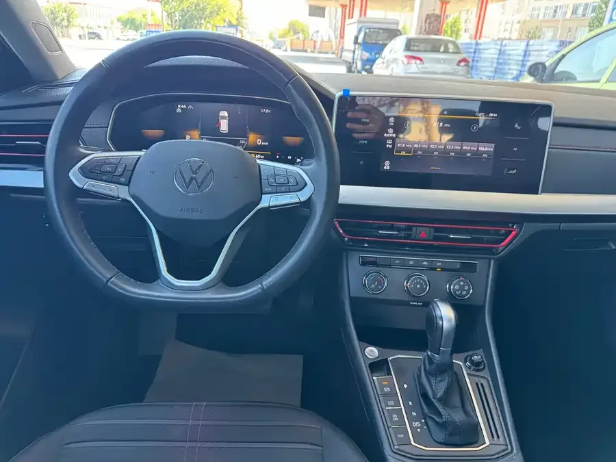 Volkswagen Lavida Lavida 2023 280TSI DSG Starry Sky Edition 2022 — миниатюра 5