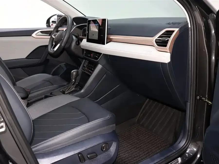Volkswagen Tiguan (Tharu) Tuyue 2024 300TSI 2WD Full Moon Edition 2025 — миниатюра 4