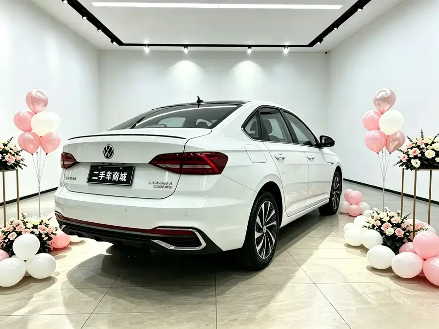Volkswagen Lavida Lavida 2023 280TSI DSG Starry Sky Edition 2022 — миниатюра 4
