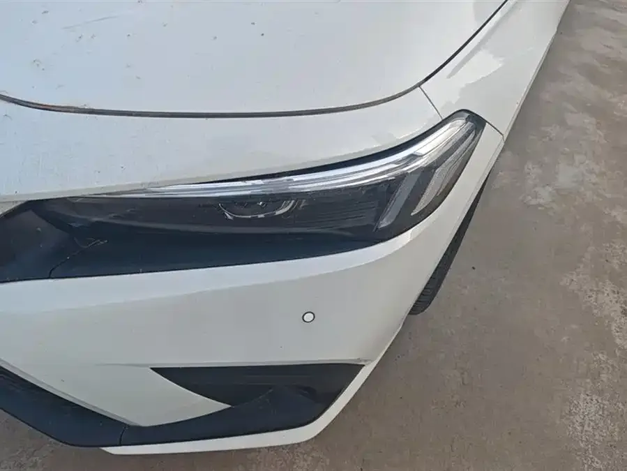 Honda Civic 2023 Civic 240TURBO CVT Power Edition 2023 — миниатюра 2