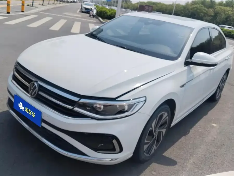 Volkswagen Bora Bora 2023 280TSI DSG Premium Edition 2023 — фото 1, купить с доставкой в Москву