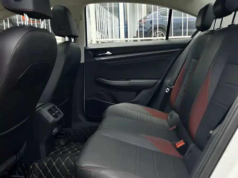Volkswagen Bora Bora 2021 280TSI DSG Elite Intelligent Edition 2022 — миниатюра 4