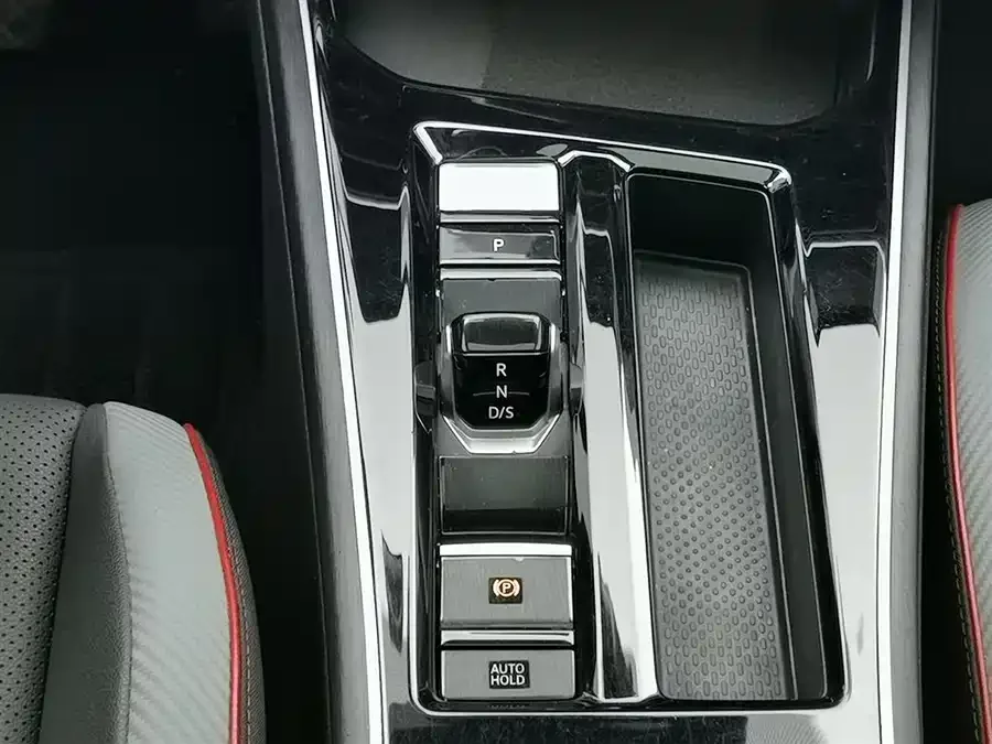 Volkswagen Lamando 2023 Lingdu Lingdu L 280TSI DSG Cool Edition 2023 — миниатюра 4