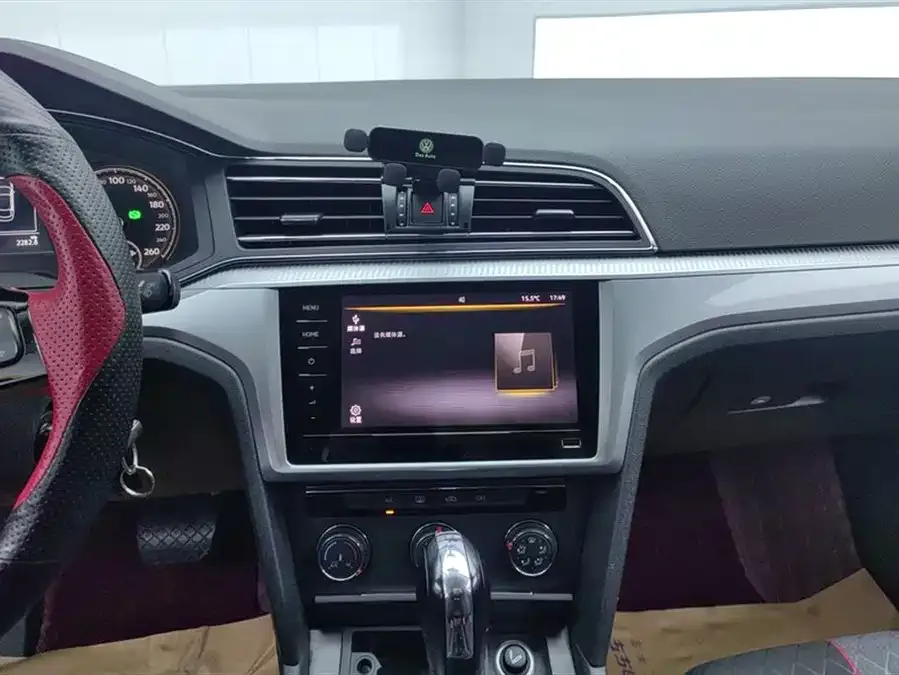 Volkswagen Lamando Lingdu 2021 230TSI DSG Fashion Edition 2022 — миниатюра 4