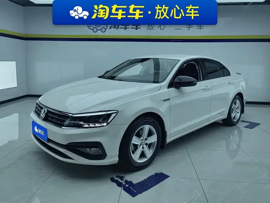 Volkswagen Lamando Lingdu 2021 230TSI DSG Fashion Edition 2022 — фото 1, купить с доставкой в Москву
