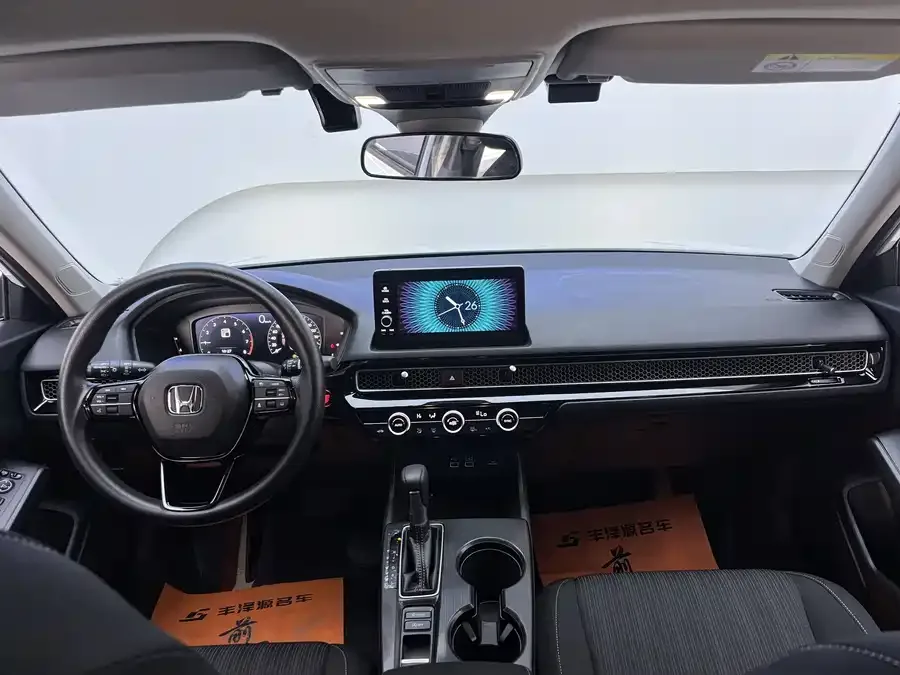Honda Civic 2023 Civic 240TURBO CVT Power Edition 2023 — миниатюра 3