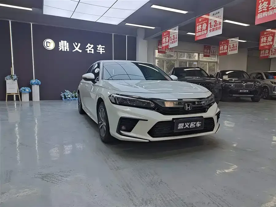 Honda Civic 2022 Civic 240TURBO CVT Dynamic Edition 2024 — миниатюра 3