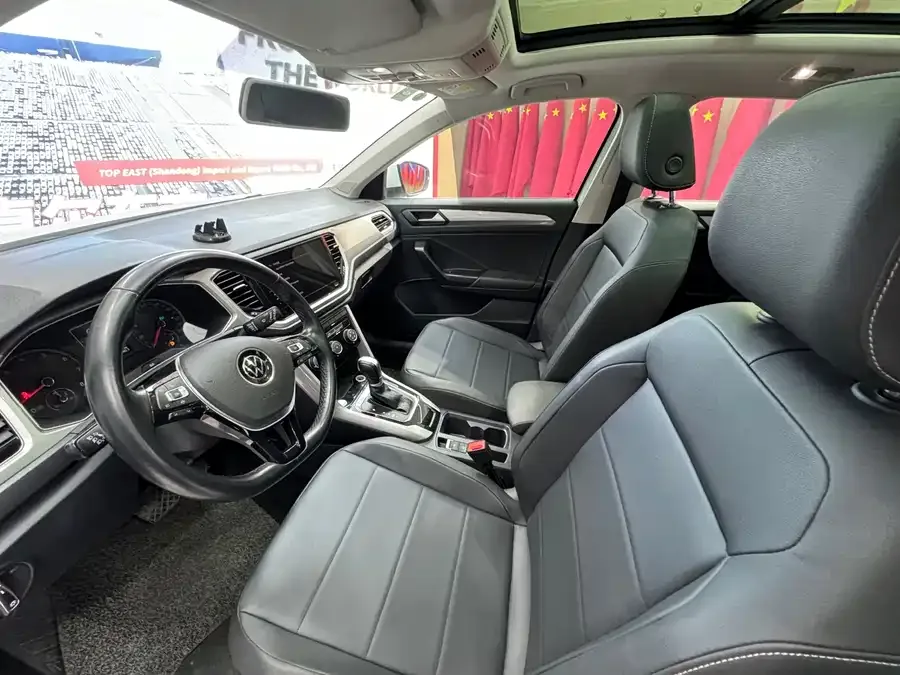 Volkswagen T-ROC T-ROC 2021 280TSI DSG 2WD Elite Smart Edition 2023 — миниатюра 3