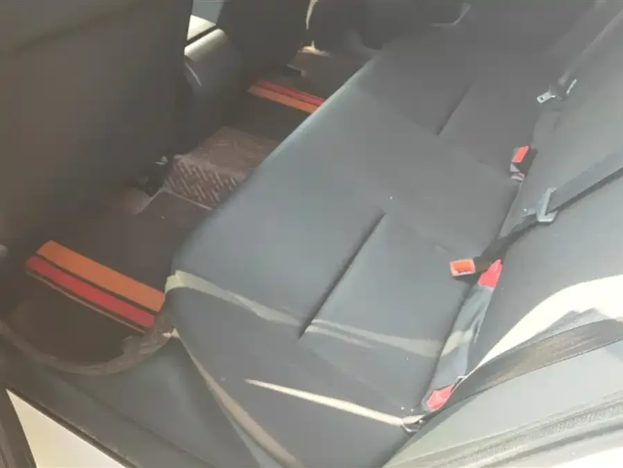 Honda Civic 2023 Civic 240TURBO CVT Power Edition 2023 — миниатюра 5