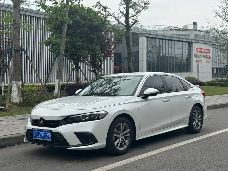 Honda Civic 2022 Civic 240TURBO CVT Dynamic Edition 2023 — фото 1, купить с доставкой в Москву