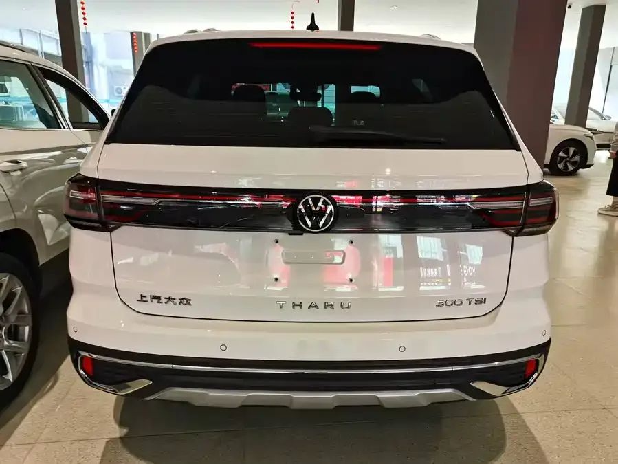 Volkswagen Tiguan (Tharu) Tuyue 2023 300TSI 2WD Full Moon Edition 2023 — миниатюра 3
